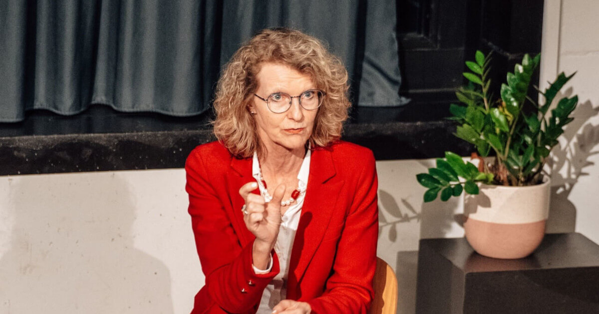 Dr. Jacqueline Kucera